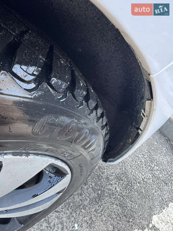 Лифтбек Skoda Rapid 2013 в Днепре