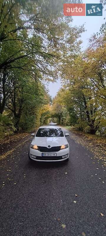Лифтбек Skoda Rapid 2014 в Ровно