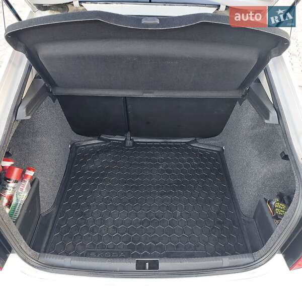 Лифтбек Skoda Rapid 2013 в Тернополе