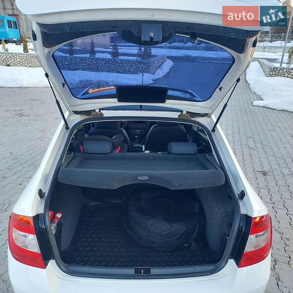 Лифтбек Skoda Rapid 2013 в Тернополе