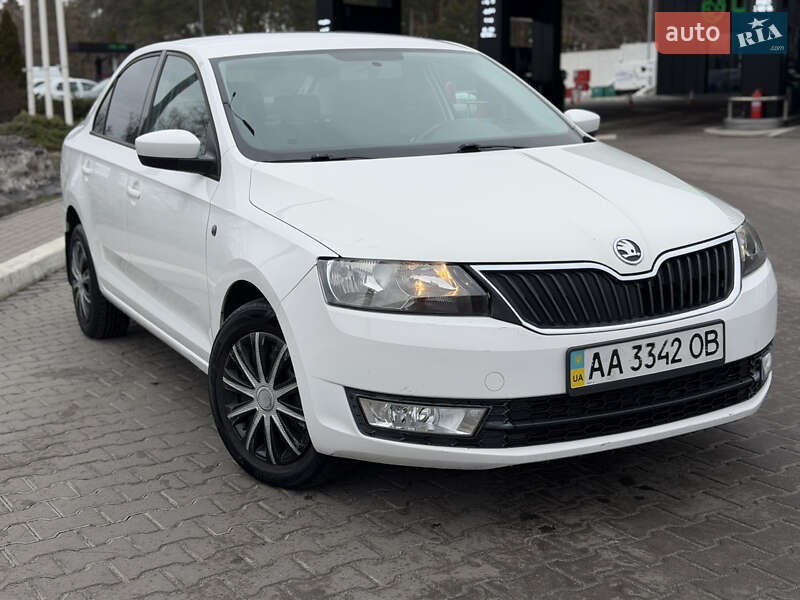 Лифтбек Skoda Rapid 2013 в Киеве