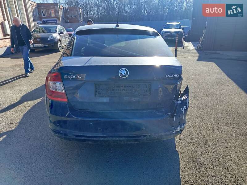 Лифтбек Skoda Rapid 2015 в Киеве