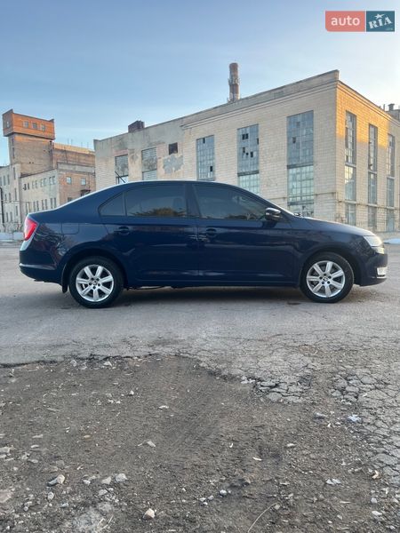 Лифтбек Skoda Rapid 2015 в Киеве
