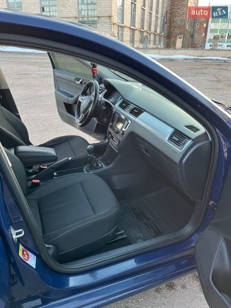 Лифтбек Skoda Rapid 2015 в Киеве