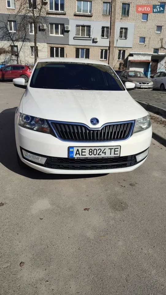 2015 Skoda Rapid - мініатюра 12