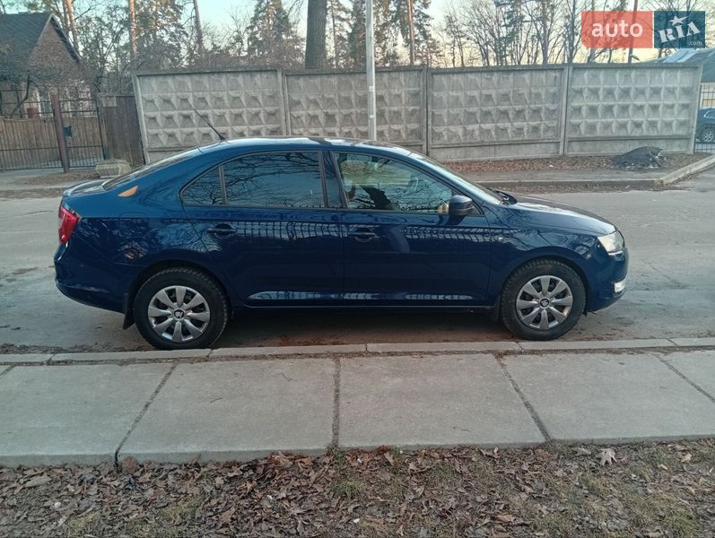 Лифтбек Skoda Rapid 2015 в Киеве