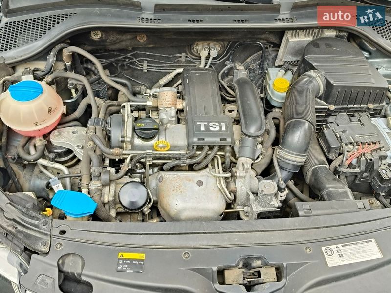 Лифтбек Skoda Rapid 2014 в Житомире