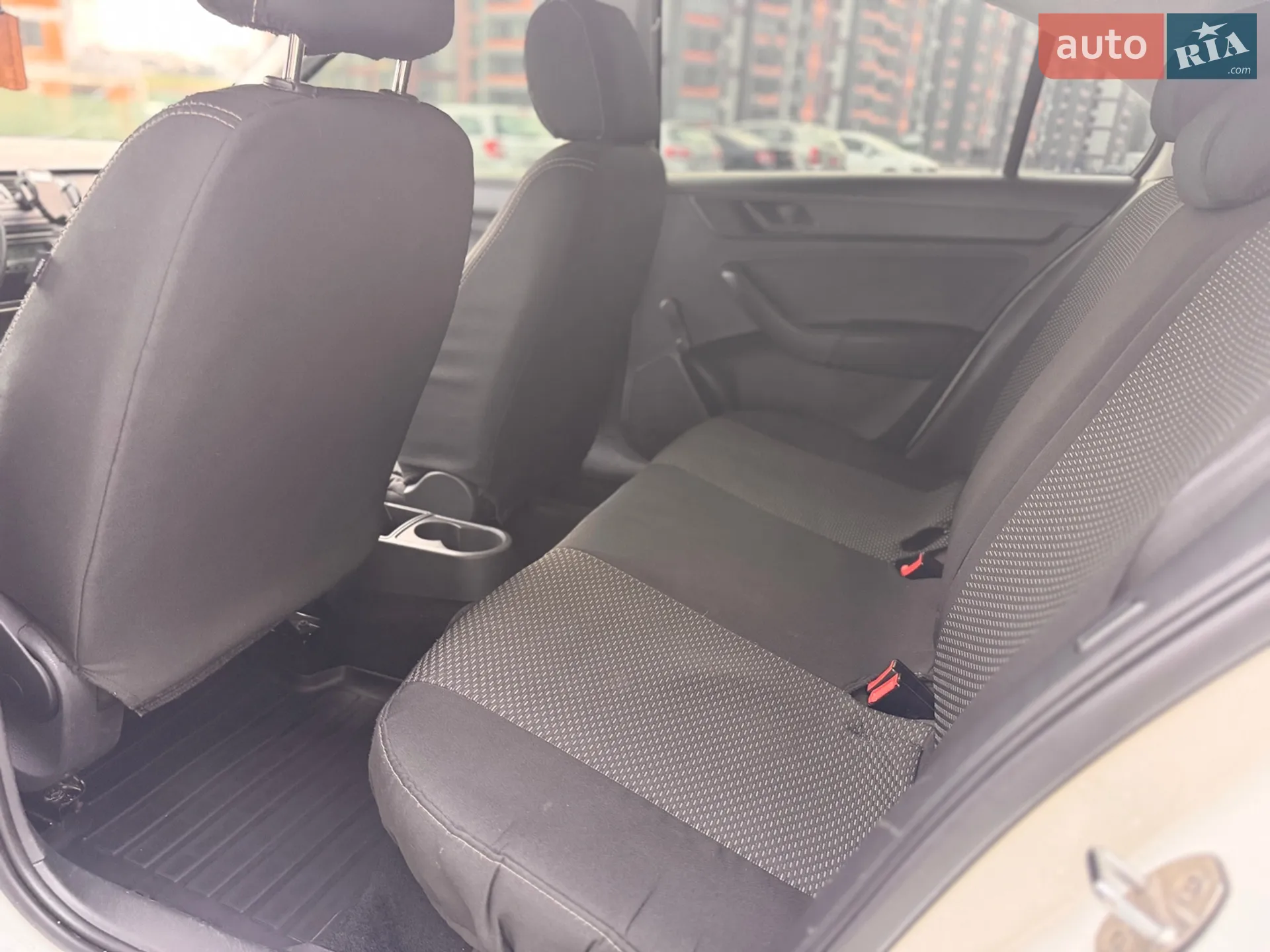 2014 Skoda Rapid - мініатюра 47