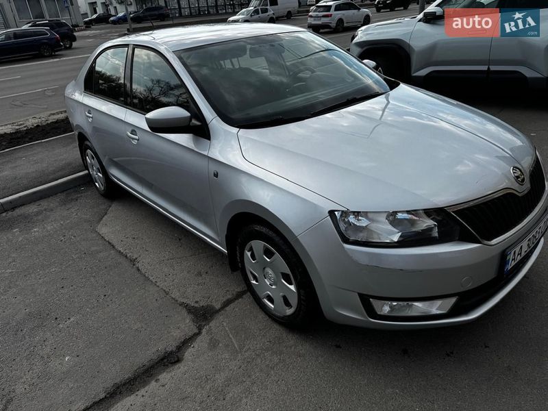Хэтчбек Skoda Rapid 2015 в Киеве фото 4 Хэтчбек Skoda Rapid 2015 в Киеве