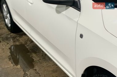 Лифтбек Skoda Rapid 2014 в Днепре