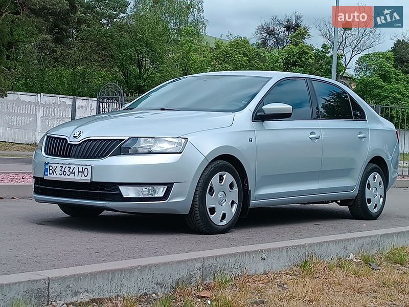 Лифтбек Skoda Rapid 2013 в Сарнах