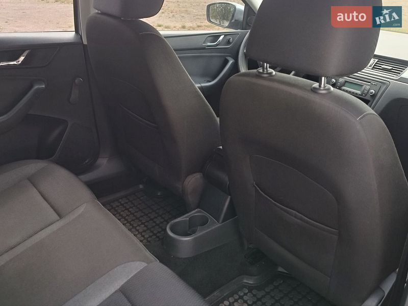 Лифтбек Skoda Rapid 2013 в Сарнах