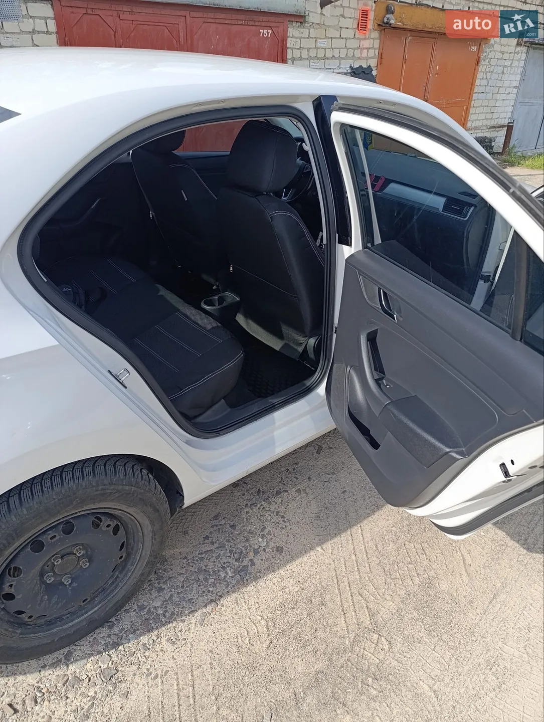 2013 Skoda Rapid - мініатюра 10