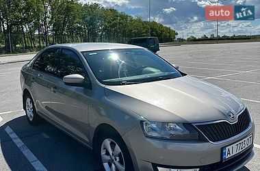 Хэтчбек Skoda Rapid 2013 в Днепре