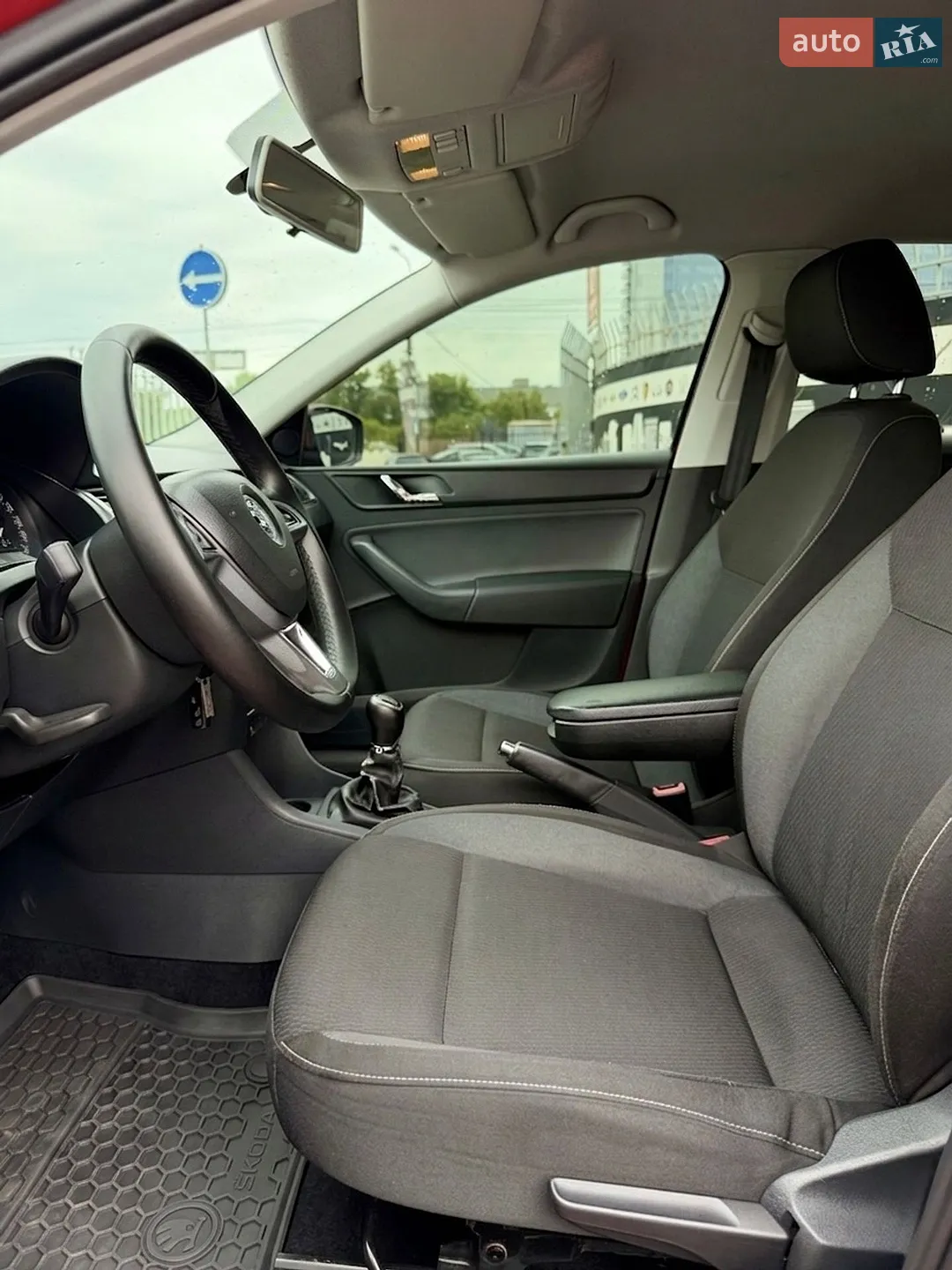2014 Skoda Rapid - мініатюра 8