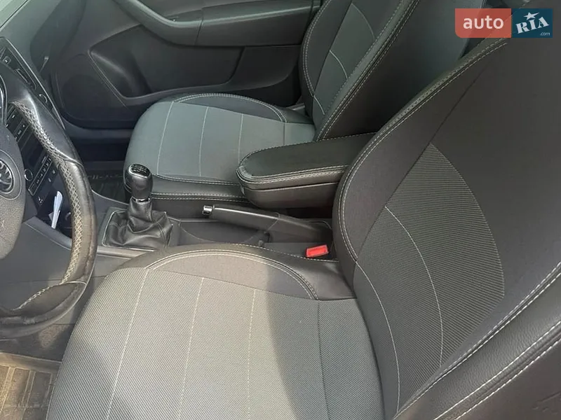 Skoda Rapid 2013 VIN TMBAN2NH2EB101228 фото оголошення 4 з 53