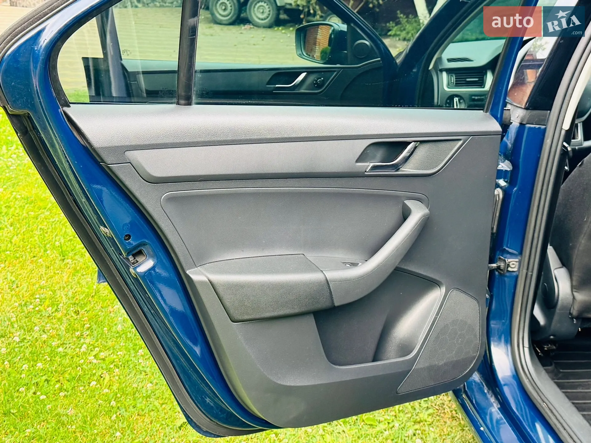 2015 Skoda Rapid - мініатюра 10
