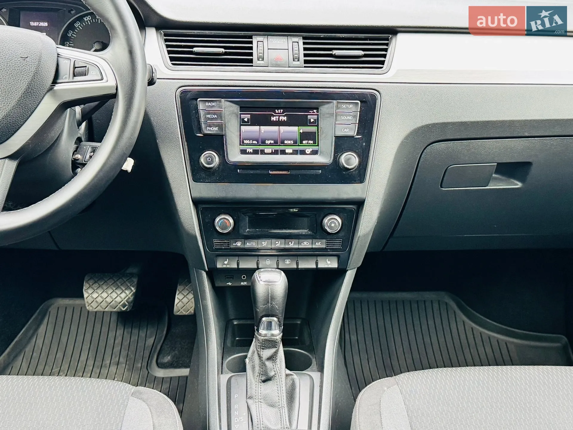 2015 Skoda Rapid - мініатюра 25