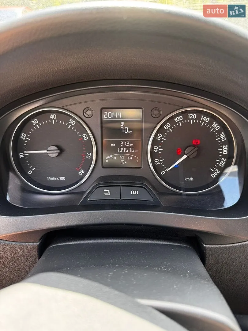2013 Skoda Rapid - мініатюра 9