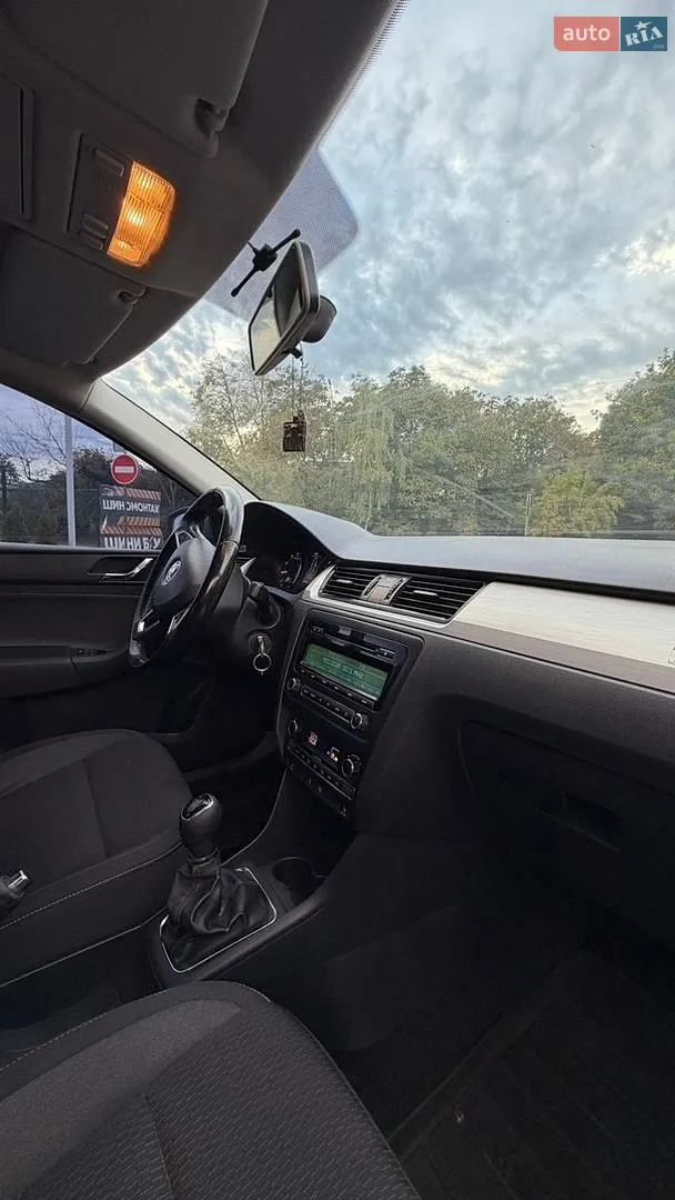 2013 Skoda Rapid - мініатюра 16