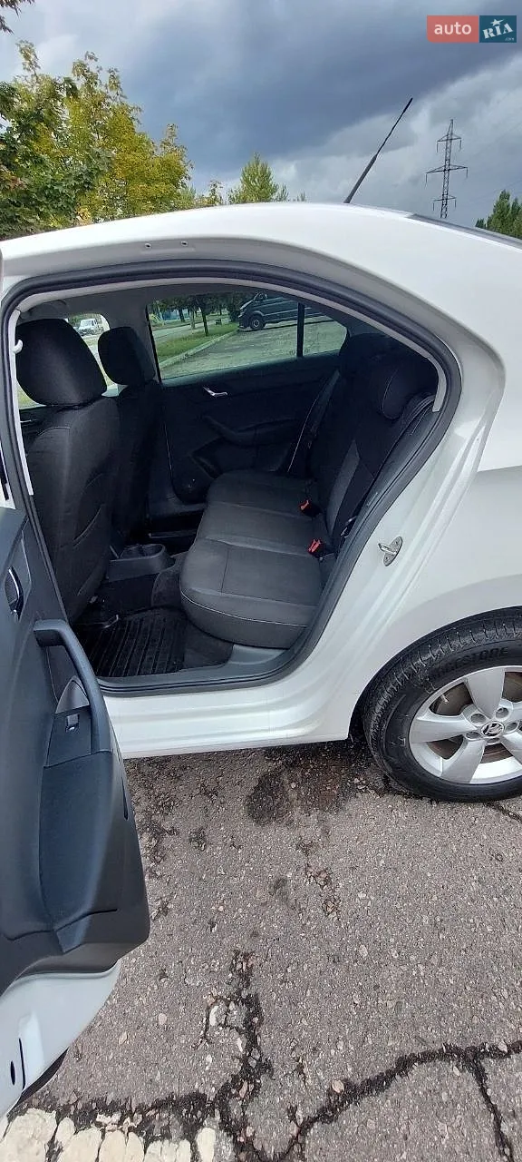 2013 Skoda Rapid - мініатюра 17