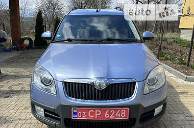 Мінівен Skoda Roomster Scout 2008 в 