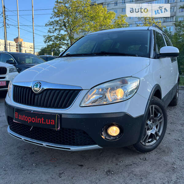 Минивэн Skoda Roomster Scout 2012 в Сумах