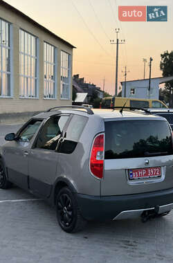 Мінівен Skoda Roomster Scout 2008 в 