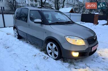 Минивэн Skoda Roomster Scout 2009 в Бердичеве