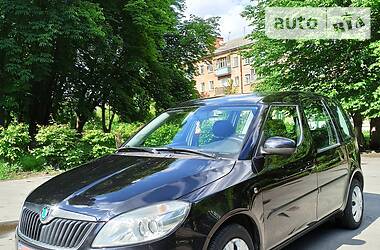 Универсал Skoda Roomster 2012 в Староконстантинове