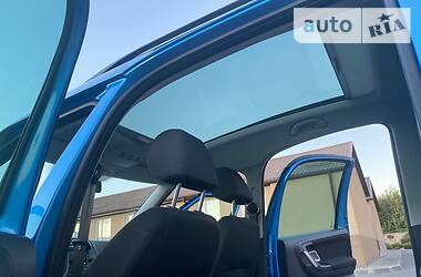 Хетчбек Skoda Roomster 2010 в 