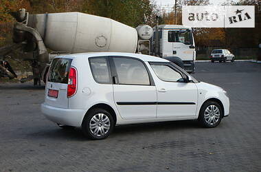 Минивэн Skoda Roomster 2010 в Луцке