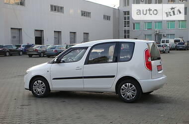 Минивэн Skoda Roomster 2010 в Луцке