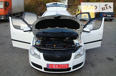 Минивэн Skoda Roomster 2010 в Луцке