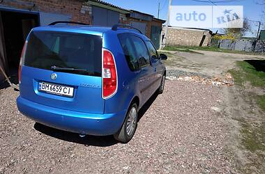 Микровэн Skoda Roomster 2009 в Конотопе