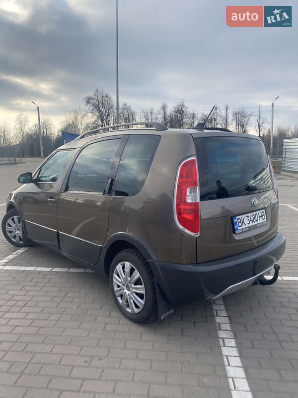 Мікровен Skoda Roomster 2011 в Дубні