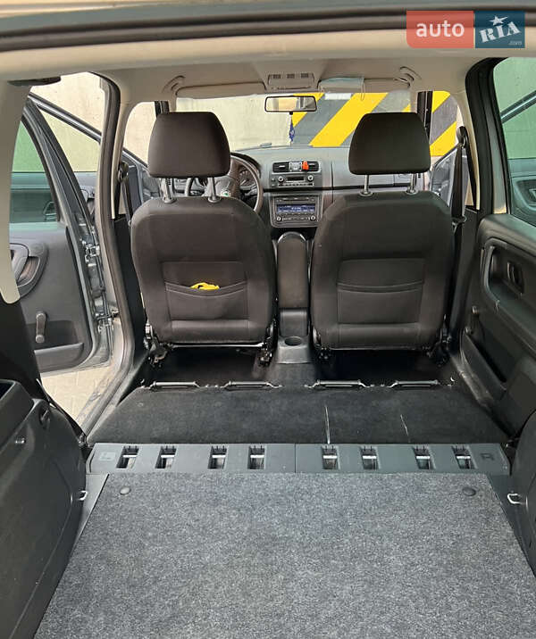 Микровэн Skoda Roomster 2010 в Ровно