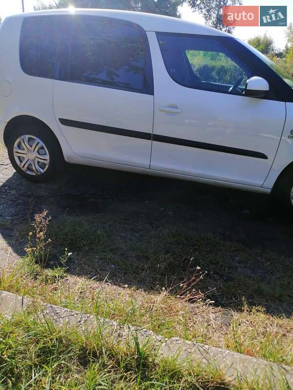 Мікровен Skoda Roomster 2010 в Чернігові