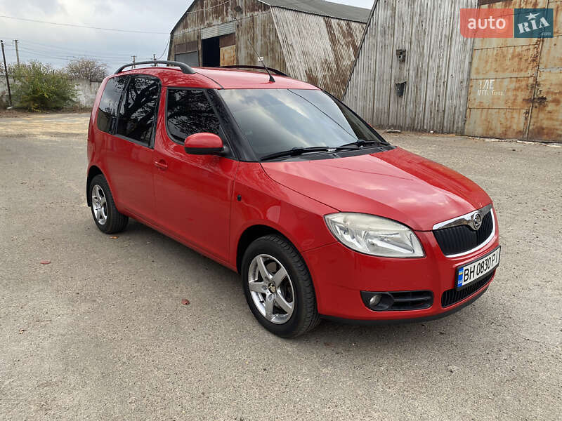 Микровэн Skoda Roomster 2008 в Черноморске