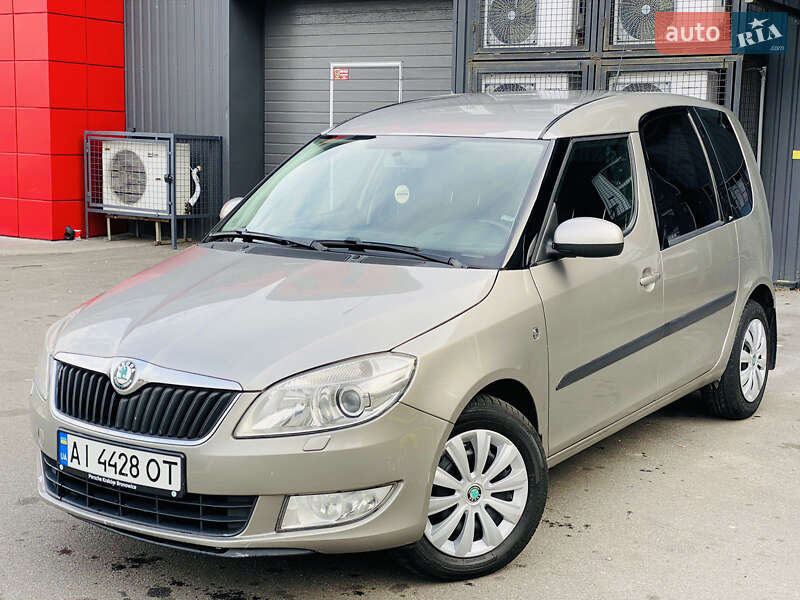 Микровэн Skoda Roomster 2011 в Днепре