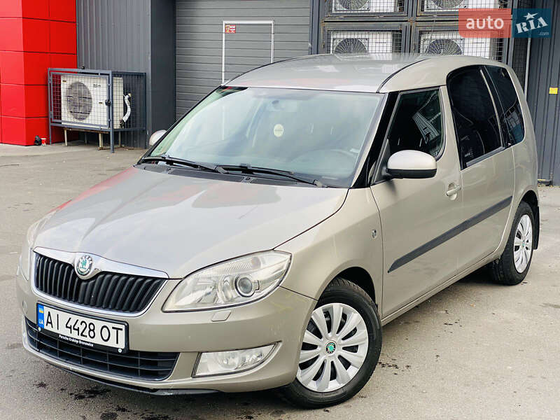Микровэн Skoda Roomster 2011 в Днепре