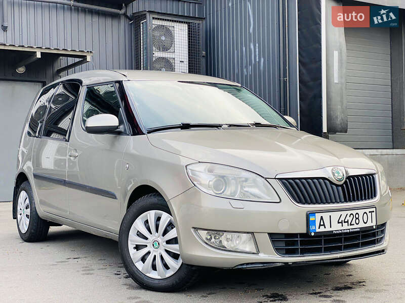 Микровэн Skoda Roomster 2011 в Днепре