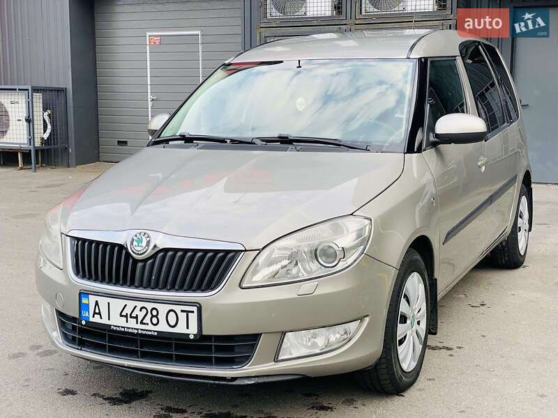 Микровэн Skoda Roomster 2011 в Днепре
