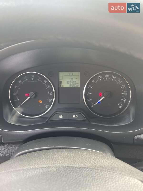 Мікровен Skoda Roomster 2012 в Чернівцях фото 21 Мікровен Skoda Roomster 2012 в Чернівцях