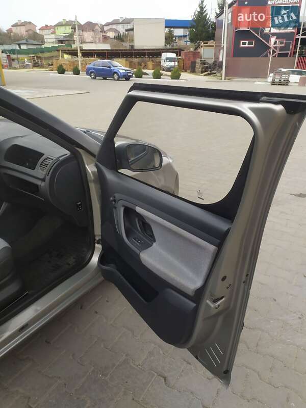 Мікровен Skoda Roomster 2008 в Хмельницькому