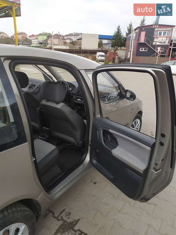 Мікровен Skoda Roomster 2008 в Хмельницькому