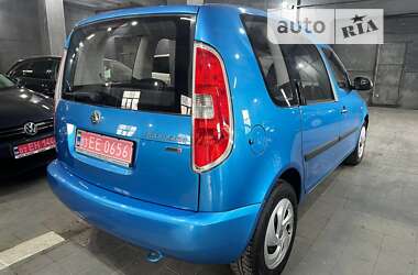 Микровэн Skoda Roomster 2009 в Каменском