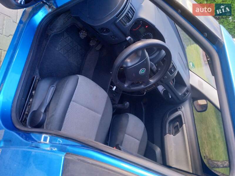 Мікровен Skoda Roomster 2009 в Білій Церкві