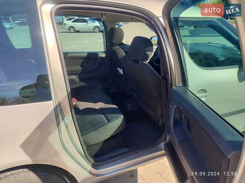 Микровэн Skoda Roomster 2011 в Киеве