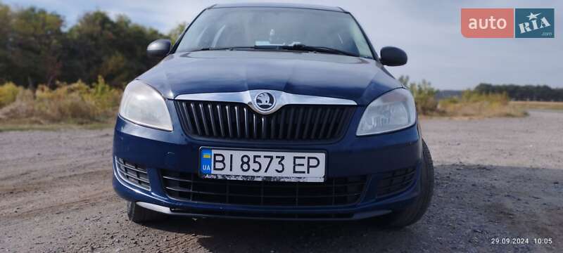 Микровэн Skoda Roomster 2013 в Лубнах